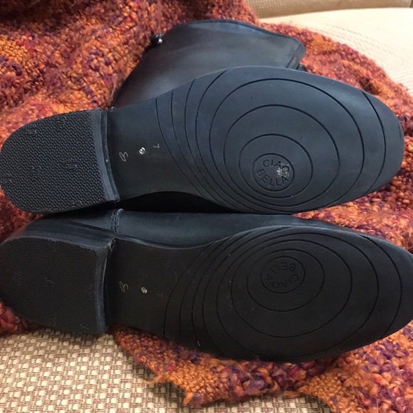 Black Leather Riding Boots - Picture 5 of 6